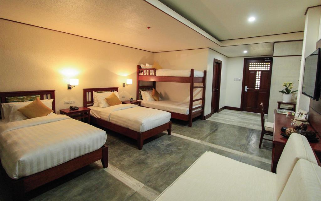 Sophia's Garden Resort Coron Exterior foto